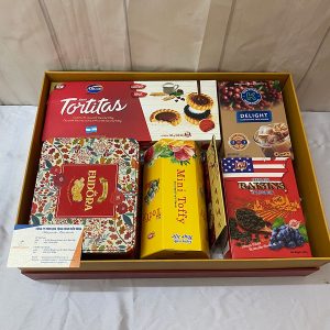 Hộp quà tết xuân QT1080